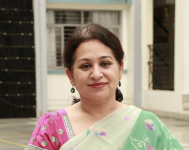 Dr. Alka Saxena